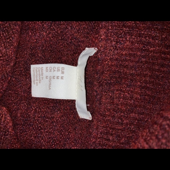 Burgundy Off the shoulder Sweater - Picture 2 of 3